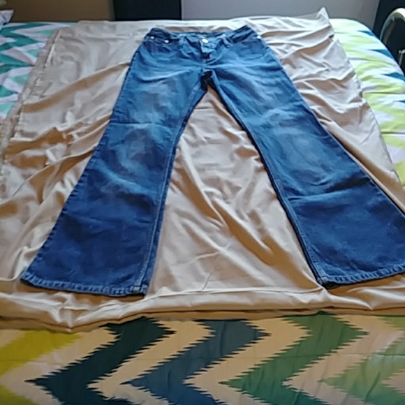 Jeans - Picture 2 of 5